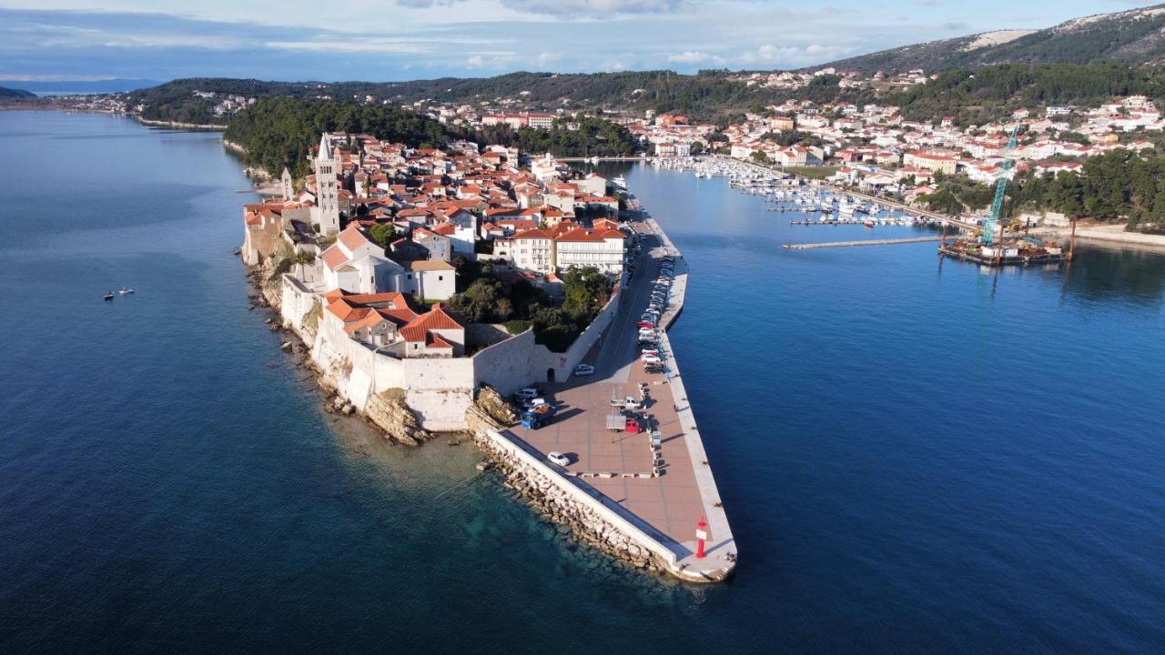 Apartments Ivana Rab Rab Town Exterior photo
